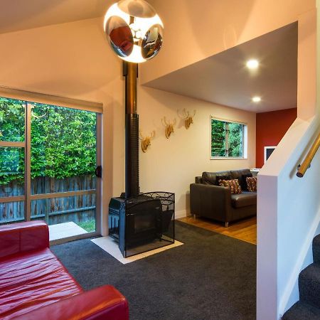 Riverview Retreat Holiday Home By Majordomo Queenstown Exterior photo